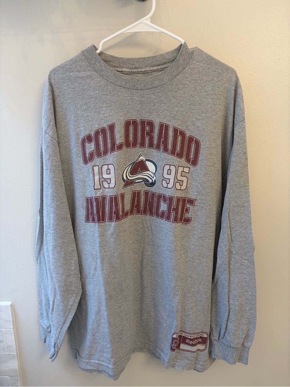 Men's xl Colorado Avalanche Gray Long-Sleeve Teeshirt hockey nhl